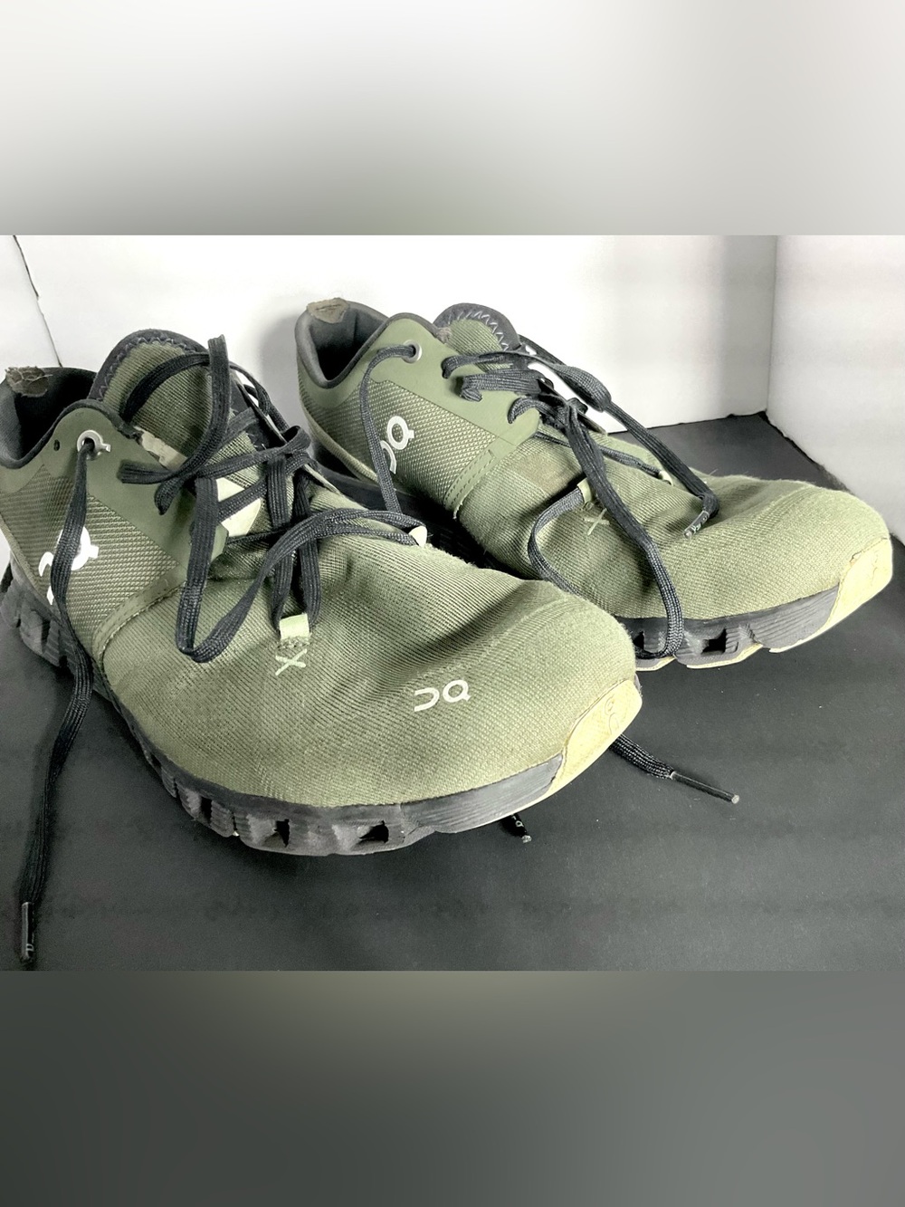 On Cloud X Olive Green Running Shoes Men’s/Women’s US 10.5 Athletic Sneakers